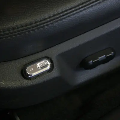 Upr 2005-2014 Ford Mustang Seat Lumbar Switch Button - Polished 1