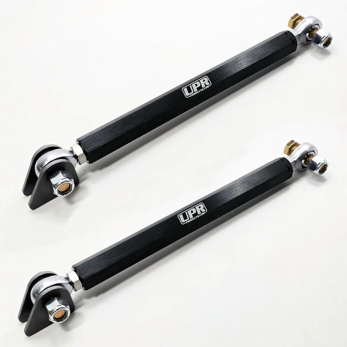 Upr 8.8 Adjustable Axle Brace Kit - Black 1