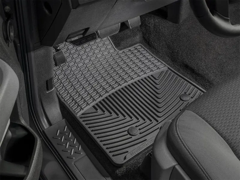Weathertech 99-04 Jeep Grand Cherokee Front Rubber Mats - Black 1