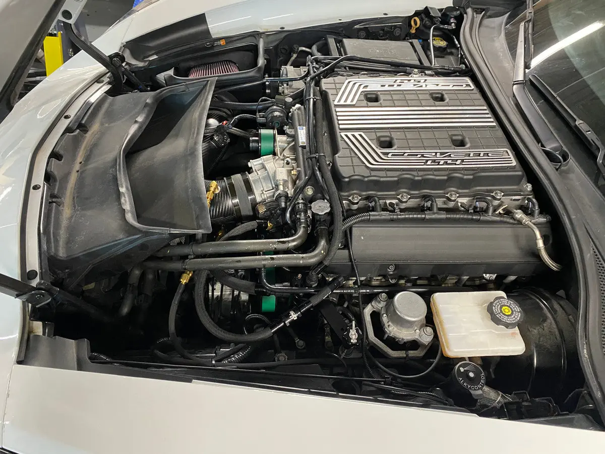 Upr 2014-2019 Chevy Corvette Zr1 Z06 Dvcc W/ Clean Side Separator - Black 1