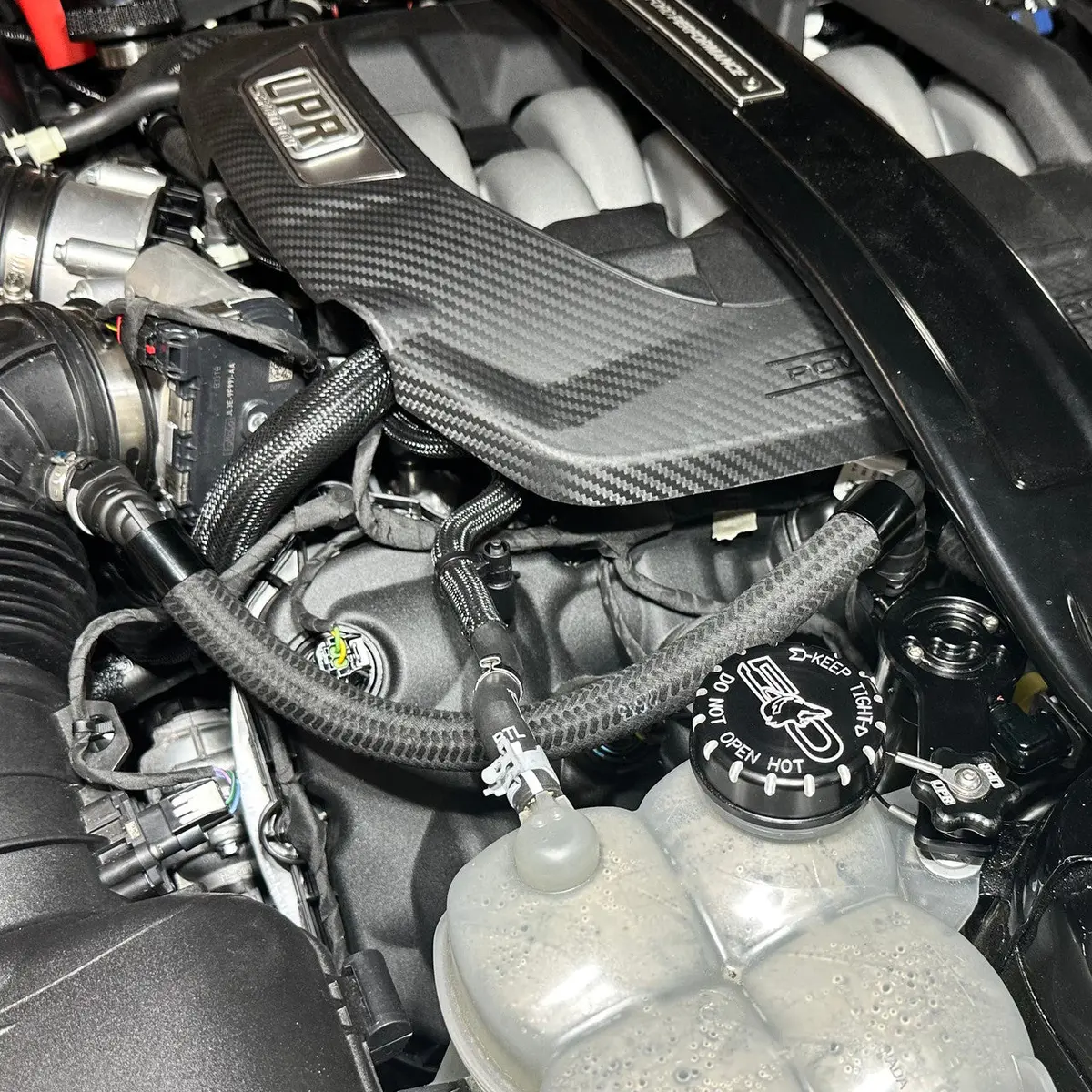 Upr 2024 Ford Mustang Gt Clean Side Catch Can-Satin 1