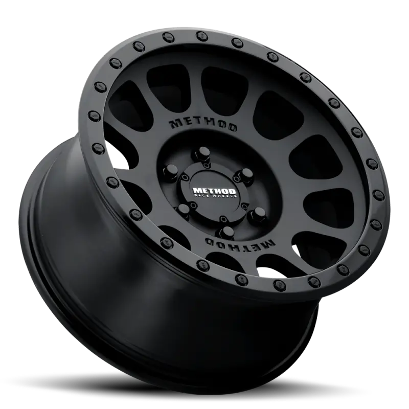 Method Mr305 Nv 17X8.5 0Mm Offset 8X6.5 130.81Mm Cb Matte Black/Gloss Black Wheel 1
