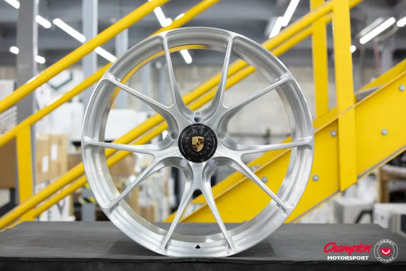 Vossen X Champion Rs74 20X9.5 / Et38 / Brushed Gloss Clear Wheel / Centerlock / 911 Turbo 992 Front 1