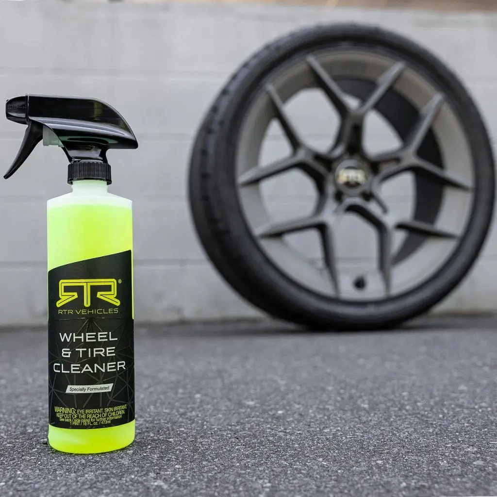 Rtr Wheel And Tire Cleaner 1