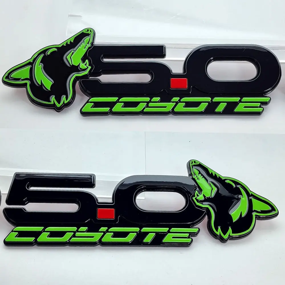 Upr Howling Coyote Fender Emblem-Blk/Lt Blue Pair 1