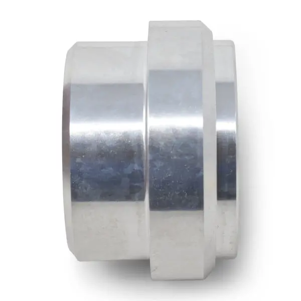 Russell - 3/8In Size To 3/8In -18 Female Npt Weld Bung 1