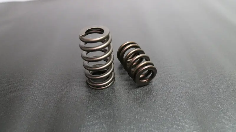 Ferrea Mitsubishi 4G63/4G63t Single Beehive Ovate Pac Alloy Valve Spring - Single (Drop Ship Only) 1