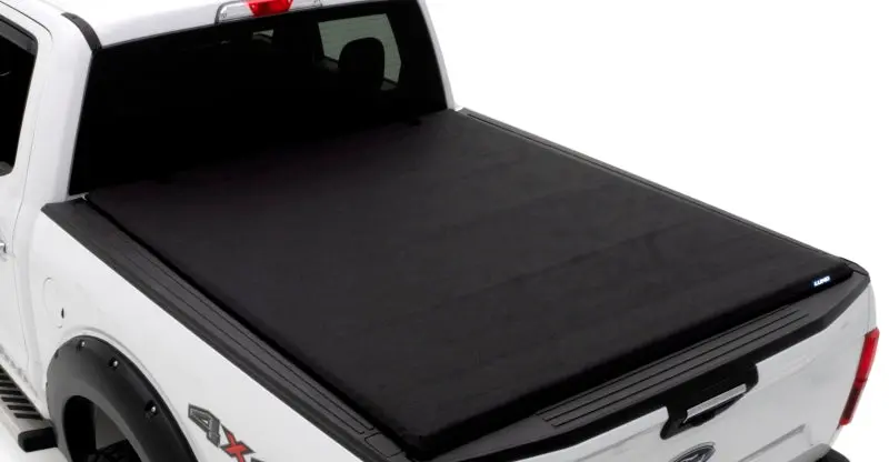 Lund 07-17 Chevy Silverado 1500 (5.5Ft. Bed) Genesis Roll Up Tonneau Cover - Black 2