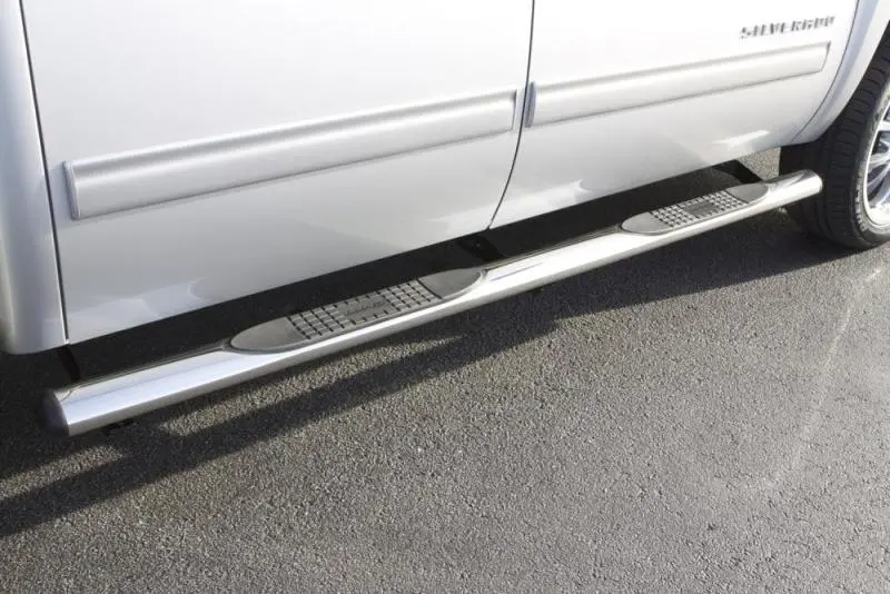 Lund Polished Stainless Steel Oval Nerf Bars For 2005–2023 Nissan Frontier Crew Cab – 4-Inch Width 1