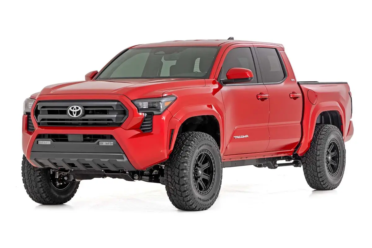 Rough Country 1.5-Inch Bolt-On Leveling Kit For 2024 Toyota Tacoma 1
